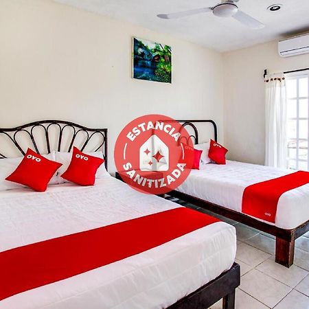 OYO Hotel Addy Tulum Pueblo Buitenkant foto