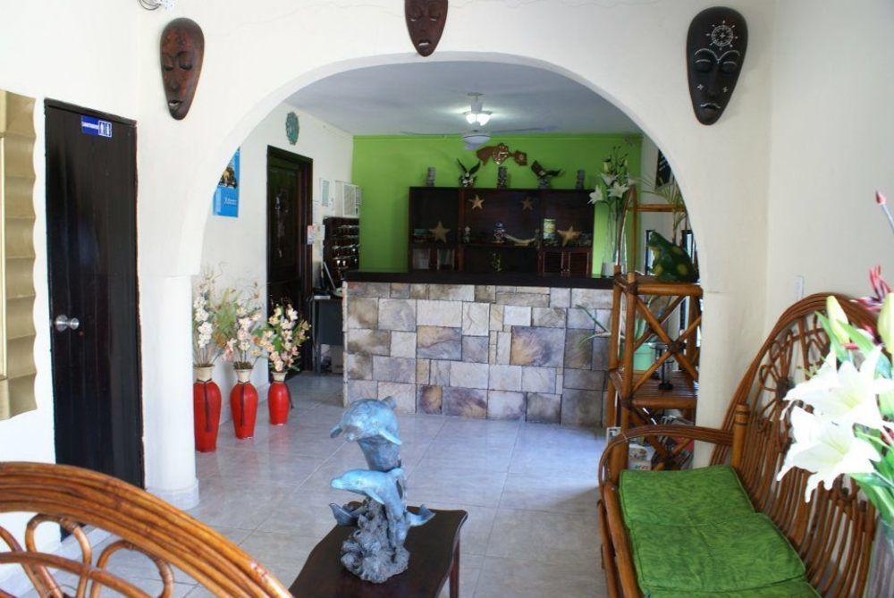 OYO Hotel Addy Tulum Pueblo Buitenkant foto