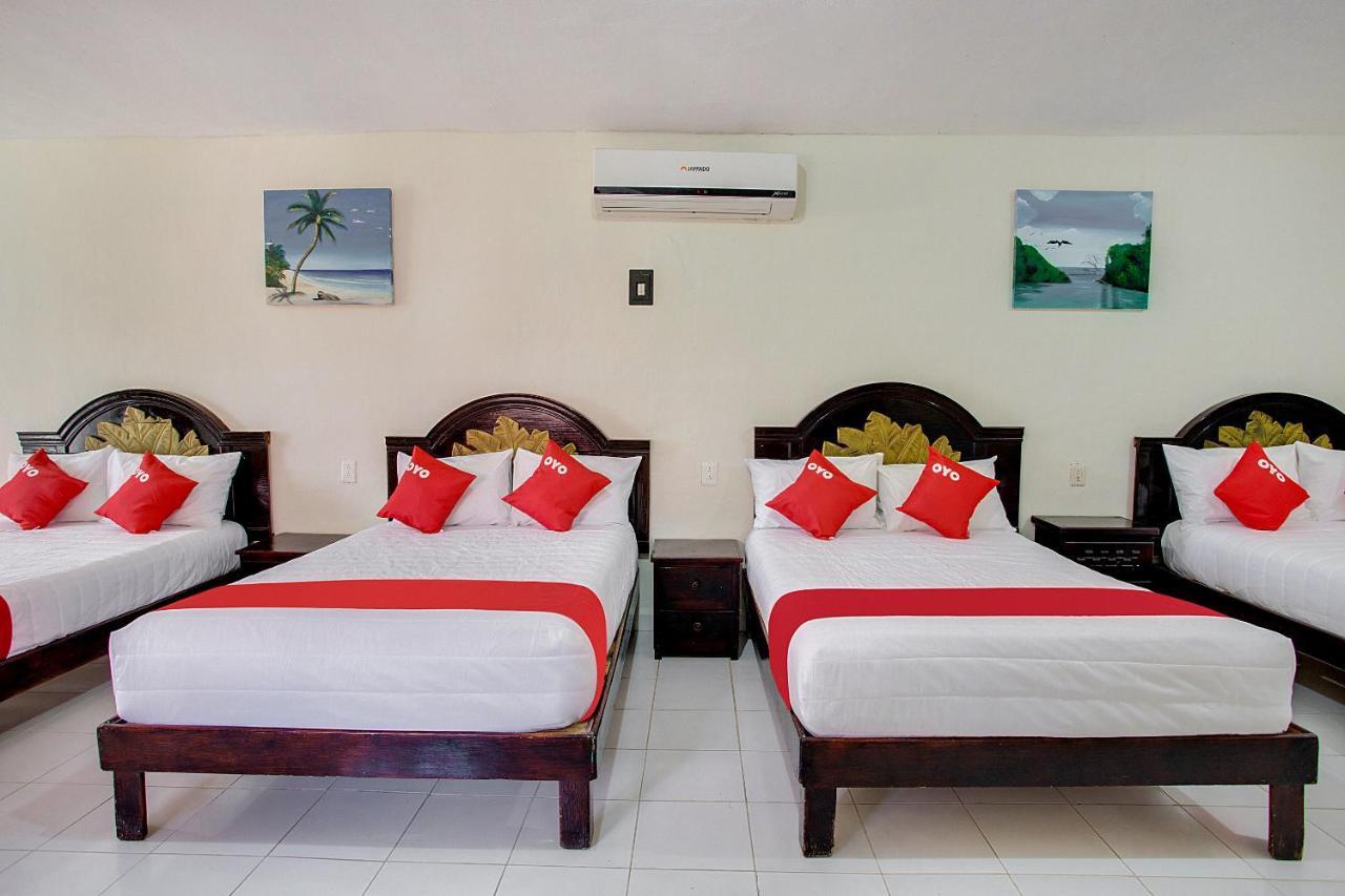 OYO Hotel Addy Tulum Pueblo Buitenkant foto