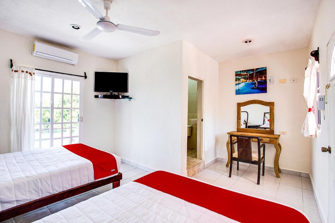 OYO Hotel Addy Tulum Pueblo Buitenkant foto